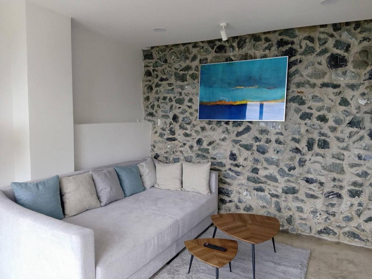 Anatta The Cliff House Ferienhaus